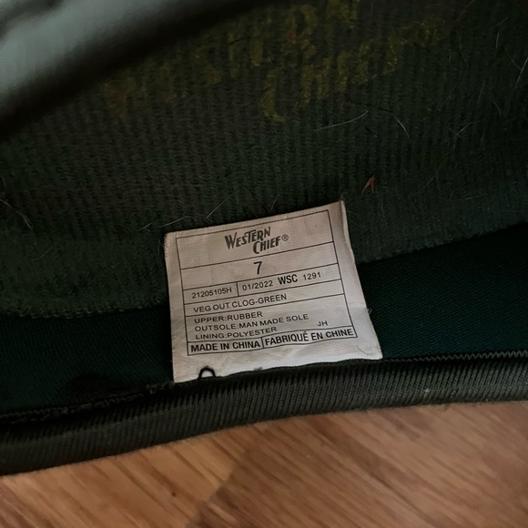 Western Chief Veg Out Vegetable Clogs Waterproof Rubber Garden Shoes Size: 7 - Picture 5 of 7